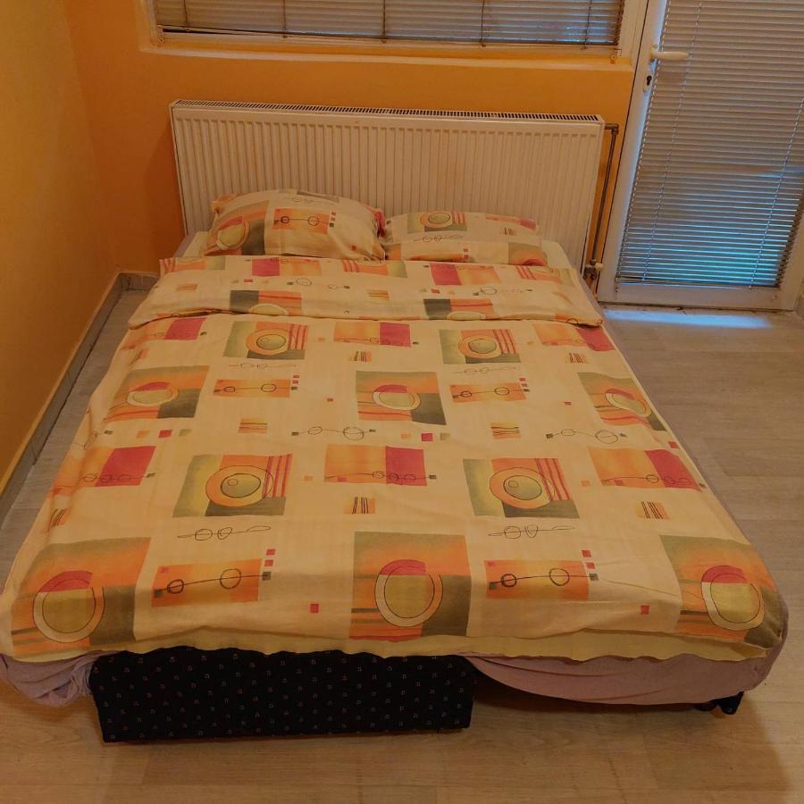 Ferienwohnung Soba Lara Kruševac Exterior foto