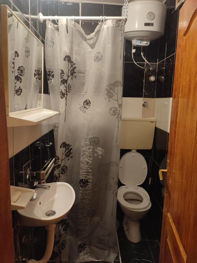 Ferienwohnung Soba Lara Kruševac Exterior foto
