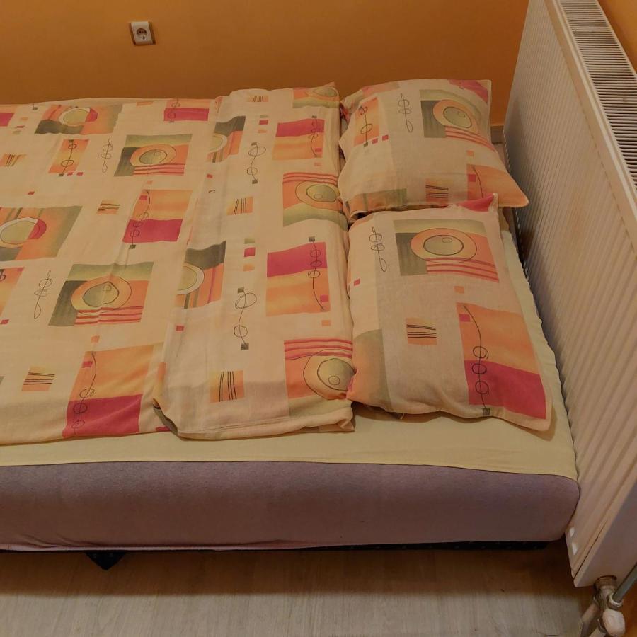 Ferienwohnung Soba Lara Kruševac Exterior foto